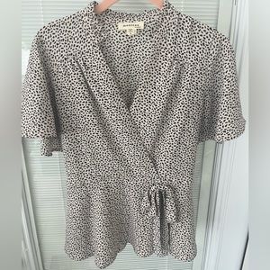 Dress shirt monteau brand